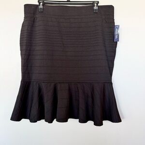 NWT Olivia Blu Black Bandage Ribbed Knit Flounce Hem Mermaid Skirt- Plus Size 3X